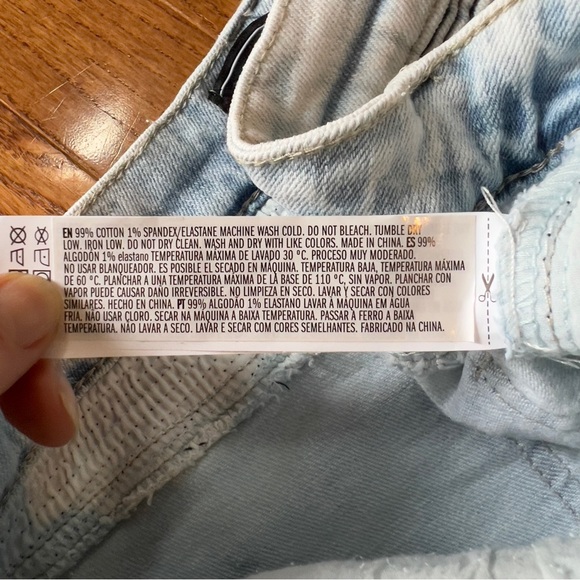 NEW Men’s Acid Washed Jean Shorts - Picture 4 of 6